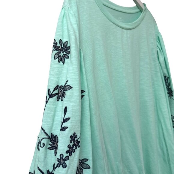 St Johns Bay Mint Green Top Plus Size 2X Embroidered Puff Sleeve Tunic Tee - Picture 6 of 8